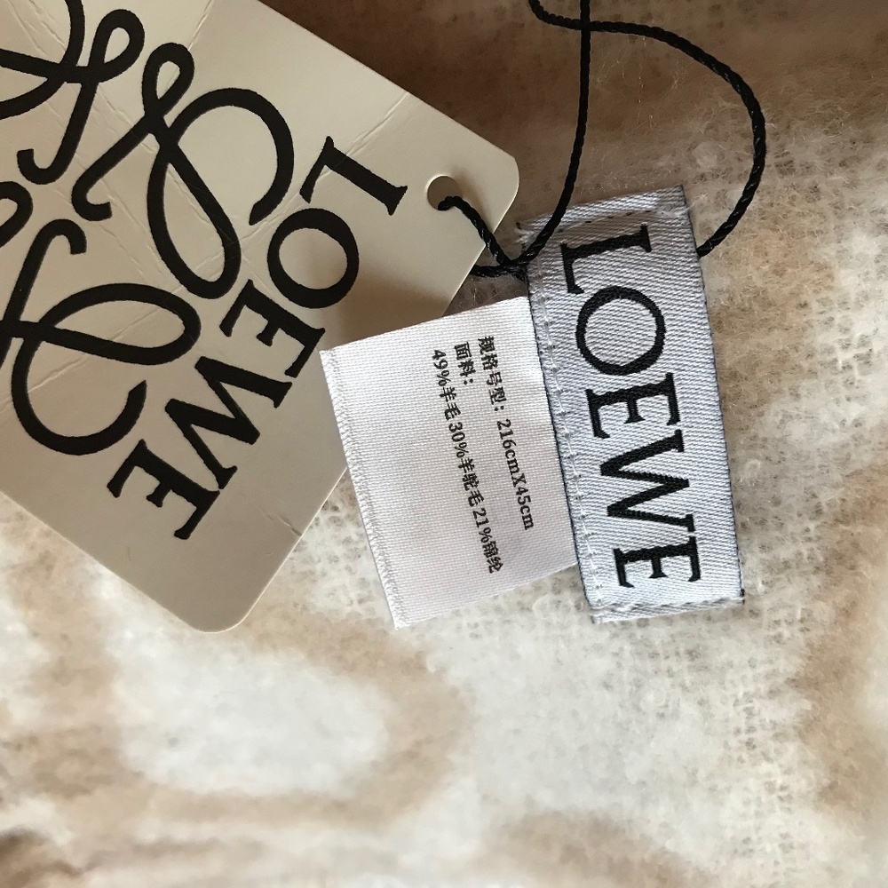 Loewe scarf